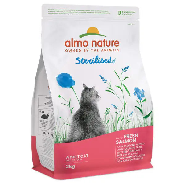 Almo Nature crocchette funzionali Adult Sterilised con Salmone e riso 2 kg - Croccantini per gatti - 1° ORDINE? scegli tra BZR5 - BZR20 + 200 pt fedeltà