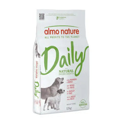 Almo Nature Daily Ingredienti naturali All Breeds con Manzo e riso 12 kg - Croccantini per cani - 1° ORDINE? scegli tra BZR5 - BZR20 + 200 pt fedeltà