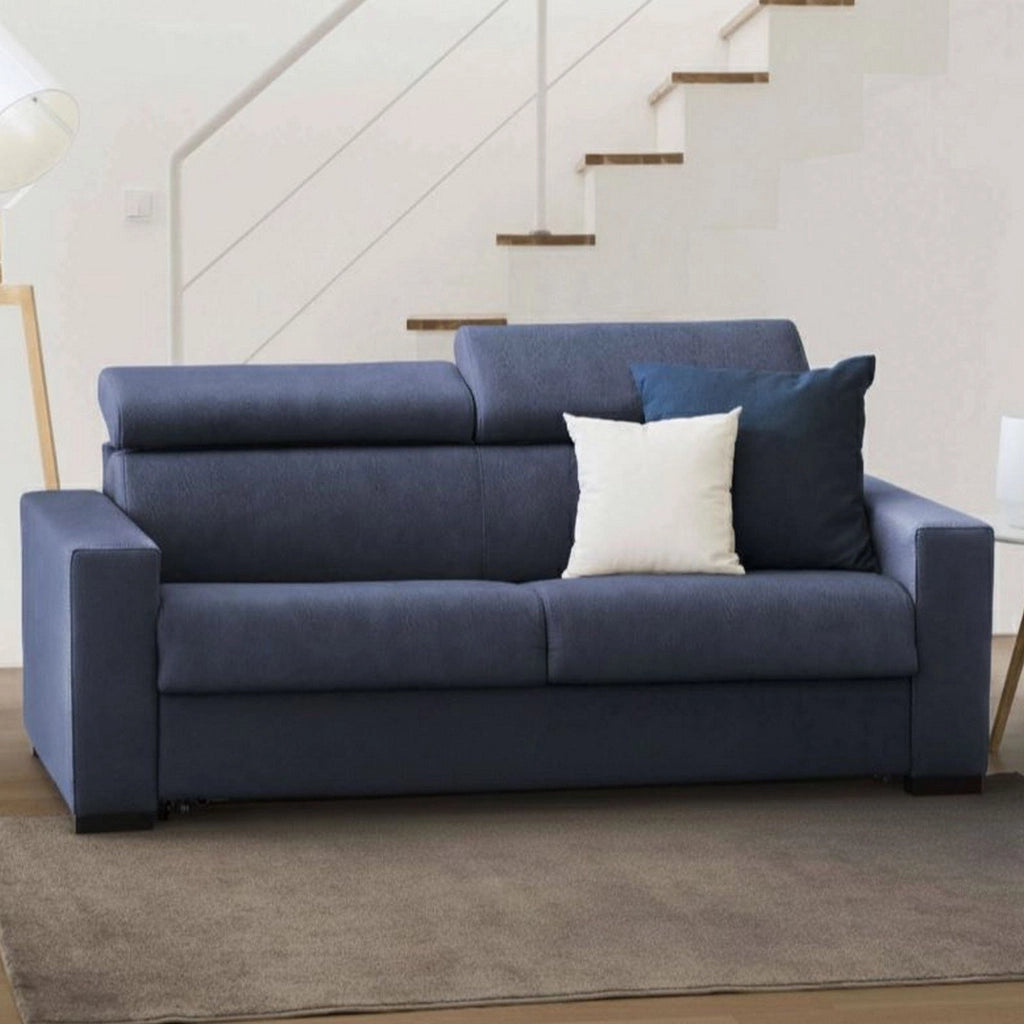 Divano fisso Kiev, Divano a 2 posti, Made in Italy, Sofà Soggiorno, in tessuto imbottito, con poggiatesta regolabili e Braccioli standard, cm 180x95h85, Blu
