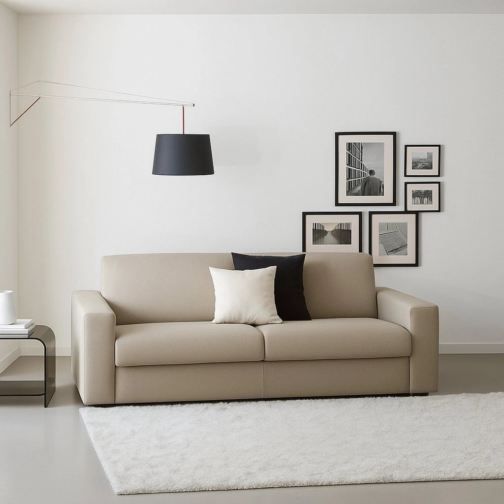 Divano fisso Malachite, Divano a 2 posti, Made in Italy, Sofà Soggiorno, in tessuto imbottito, con Braccioli slim, cm 160x95h90, Tortora