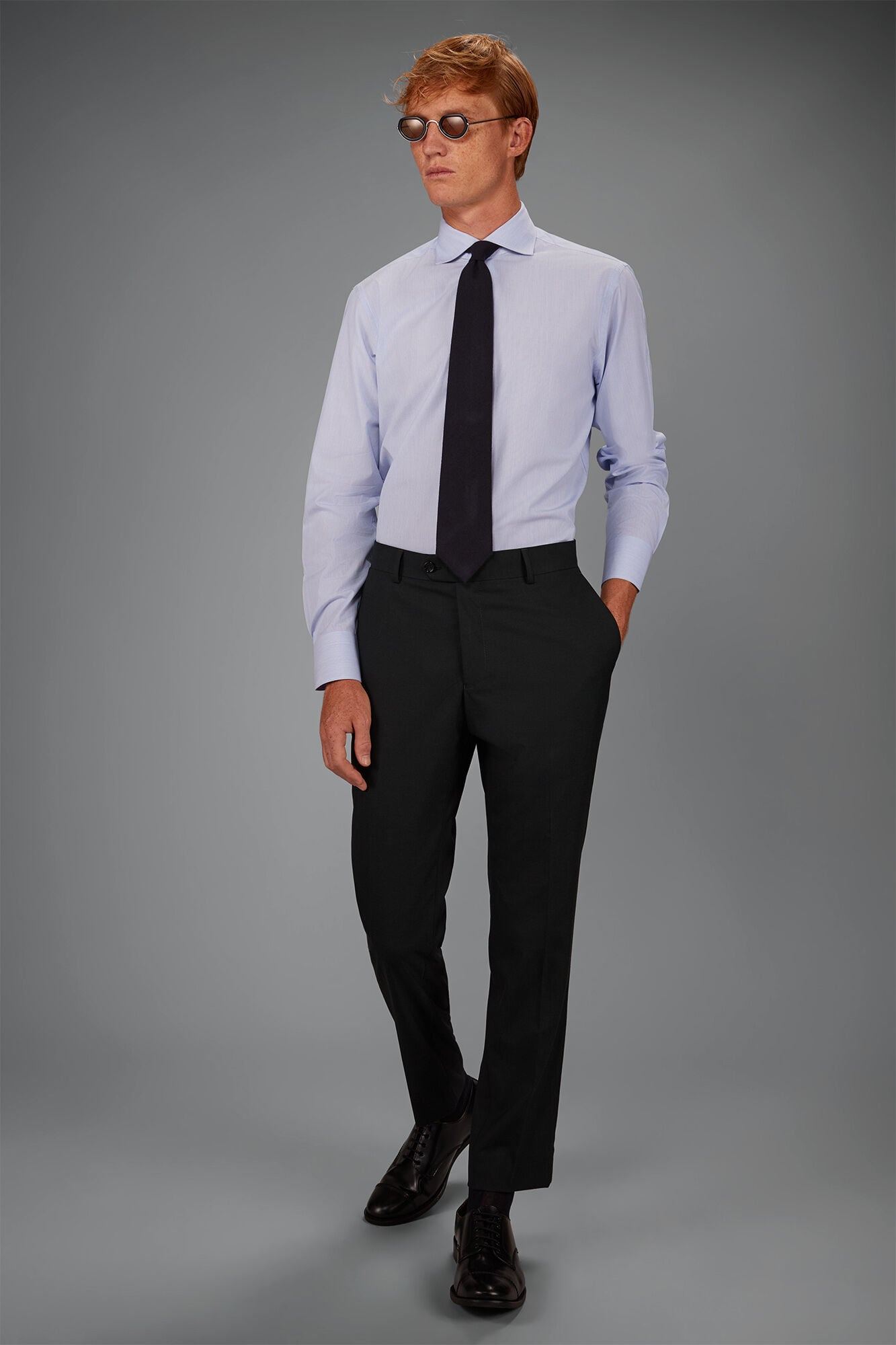 Doppelganger - Camicia uomo in 100% cotone tinto filo a righe sottili regular fit Doppelganger - Camicia uomo in 100% cotone tinto filo a righe sottili regular fit