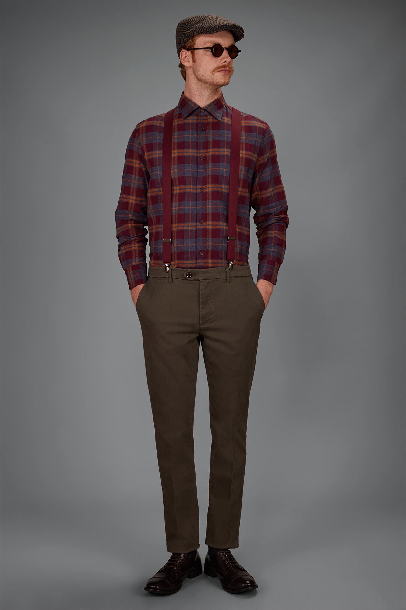 Doppelganger - Pantalone uomo chino classico costruzione twill elasticizzato regular fit Doppelganger - Pantalone uomo chino classico costruzione twill elasticizzato regular fit