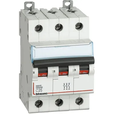 Fn83c25 - Btidin60 - Magnetot 3p Curva C 25a 6ka - Bticino