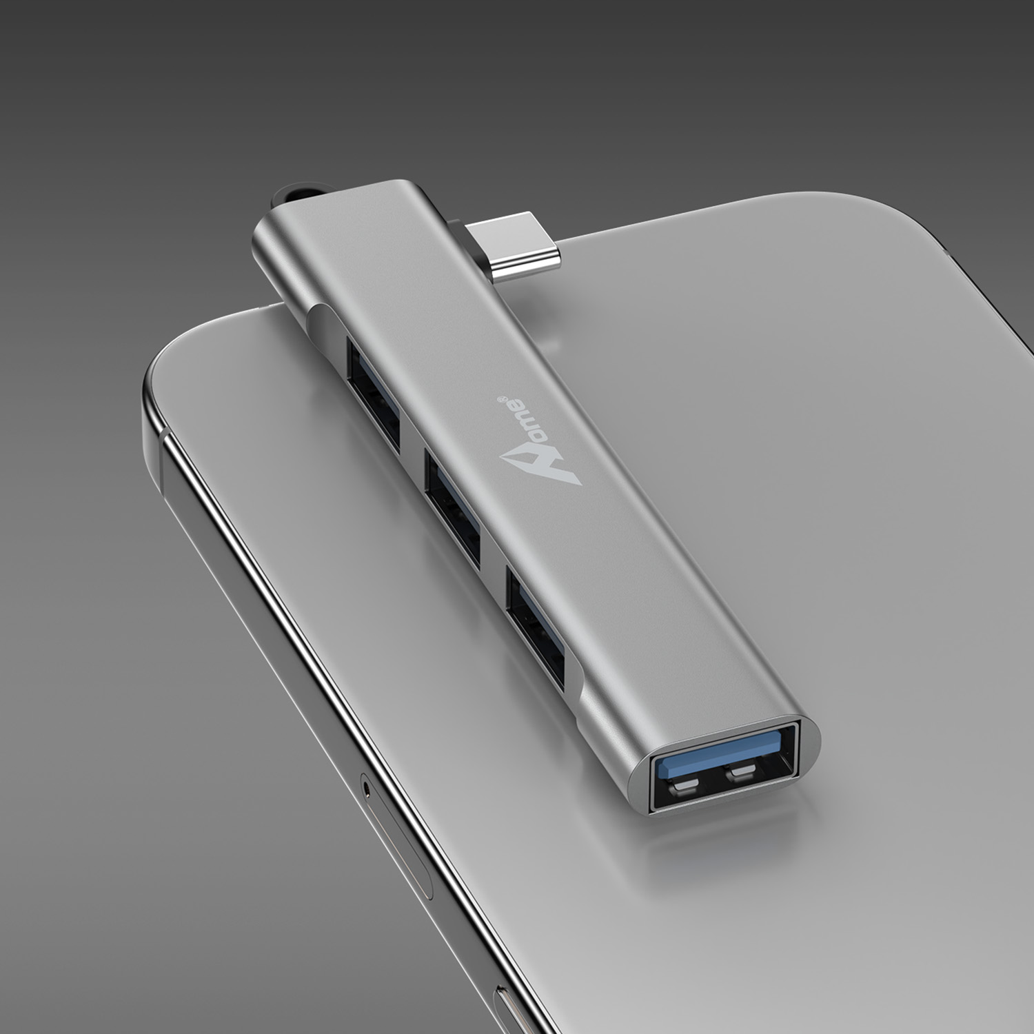 Hub USB-C 4-in-1 con 4 Porte USB 3.0, Adattatore Multiporta in Alluminio Plug & Play per Laptop, PC e Tablet Hub USB-C 4-in-1 con 4 Porte USB 3.0, Adattatore Multiporta in Alluminio Plug & Play per Laptop, PC e Tablet