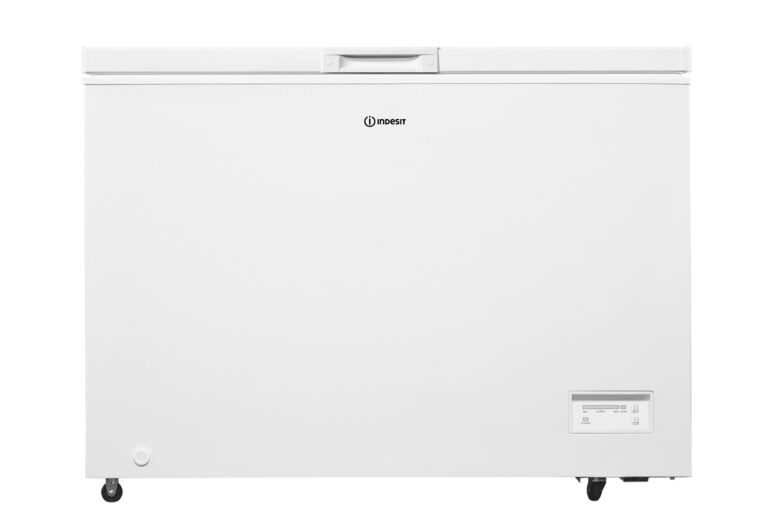 INDESIT INCF 3084 E Congelatore pozzo, Capacità netta 308 l, dimensioni: L 112 cm, A 84,5 P 70 Rumorosità 40 dB(A), Bianco, Classe