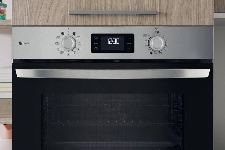 Indesit Io 258hs B Forno Da Incasso Multifunzione Inox 11funzioni Totali Classe A+ 71lt Funzione Vapore, Idrolisi