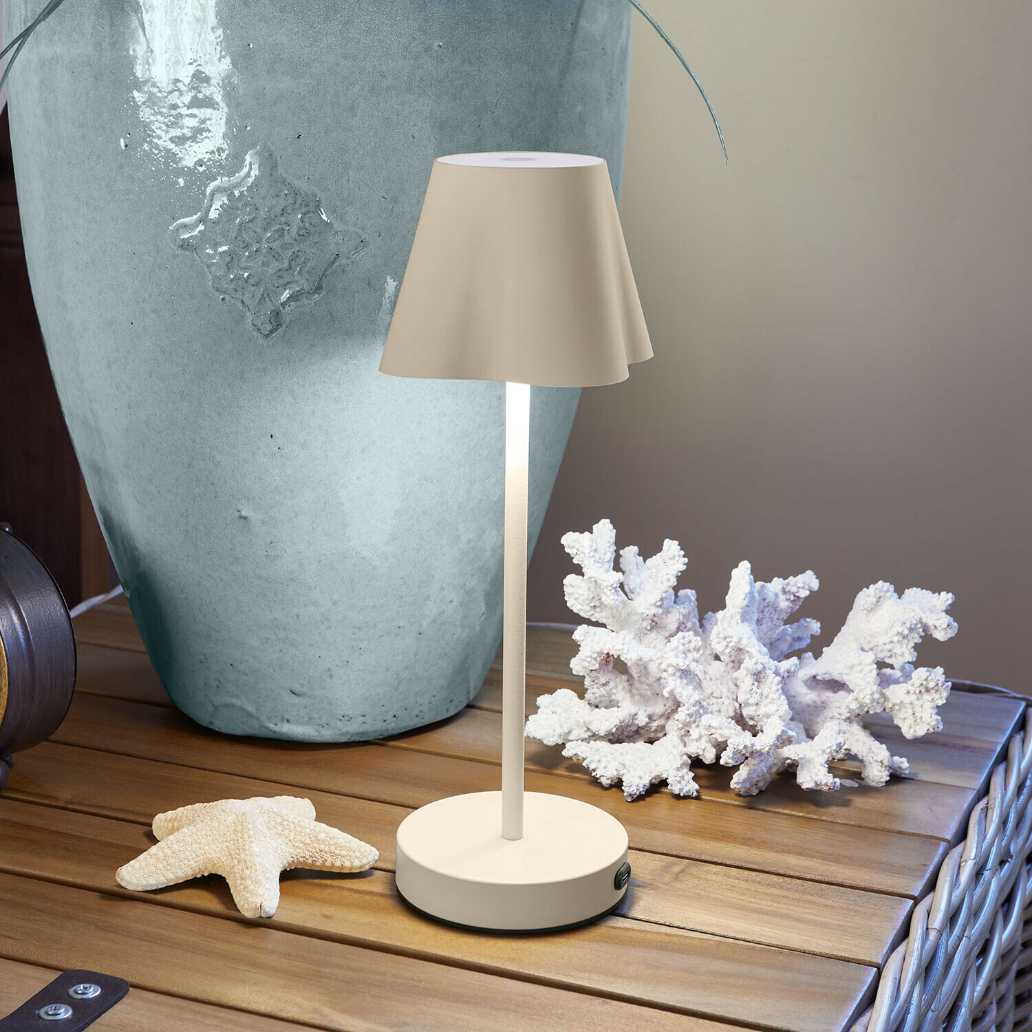 Lampada da tavolo ricaricabile Tenari
