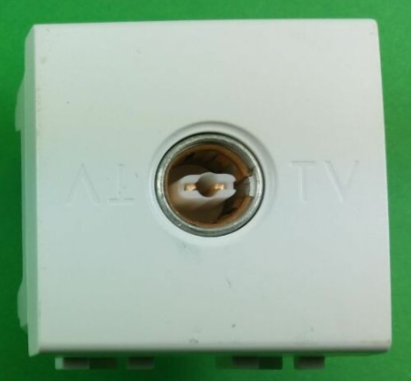Light - Presa Tv Passante Femmina 2 Moduli - Colore Bianco - Bticino