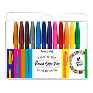 Pentel Brush Sing Pen Confezione da 12 pennarelli con punta a pennello - Linee sottili o spesse a seconda della pressione - Realizzati con l'81% di plastica riciclata - Colori vivaci assortiti Pentel Brush Sing Pen Confezione da 12 pennarelli con punta a pennello - Linee sottili o spesse a seconda della pressione - Realizzati con l'81% di plastica riciclata - Colori vivaci assortiti
