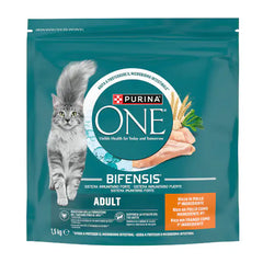 Purina One Cat Adult Bifensis ricco di Pollo e cereali 1,5 kg (scadenza: 31/12/2026) - Croccantini per gatti - 1° ORDINE? scegli tra BZR5 - BZR20 + 200 pt fedeltà