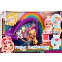 Rainbow High Little Pool Day with Blush Playset, Gioco figura
