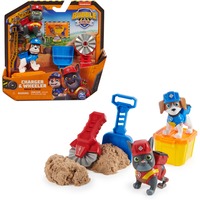 Rubble & Crew, Set personaggi Charger e Wheeler, con 85gr di sabbia e 2 accessori per costruzioni, giocattoli per bambini dai 3 anni in su, Gioco figura