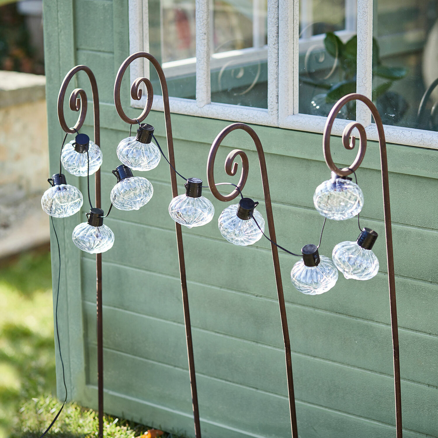 Set di 4 decorazioni ad asta per giardino Sornàs Set di 4 decorazioni ad asta per giardino Sornàs