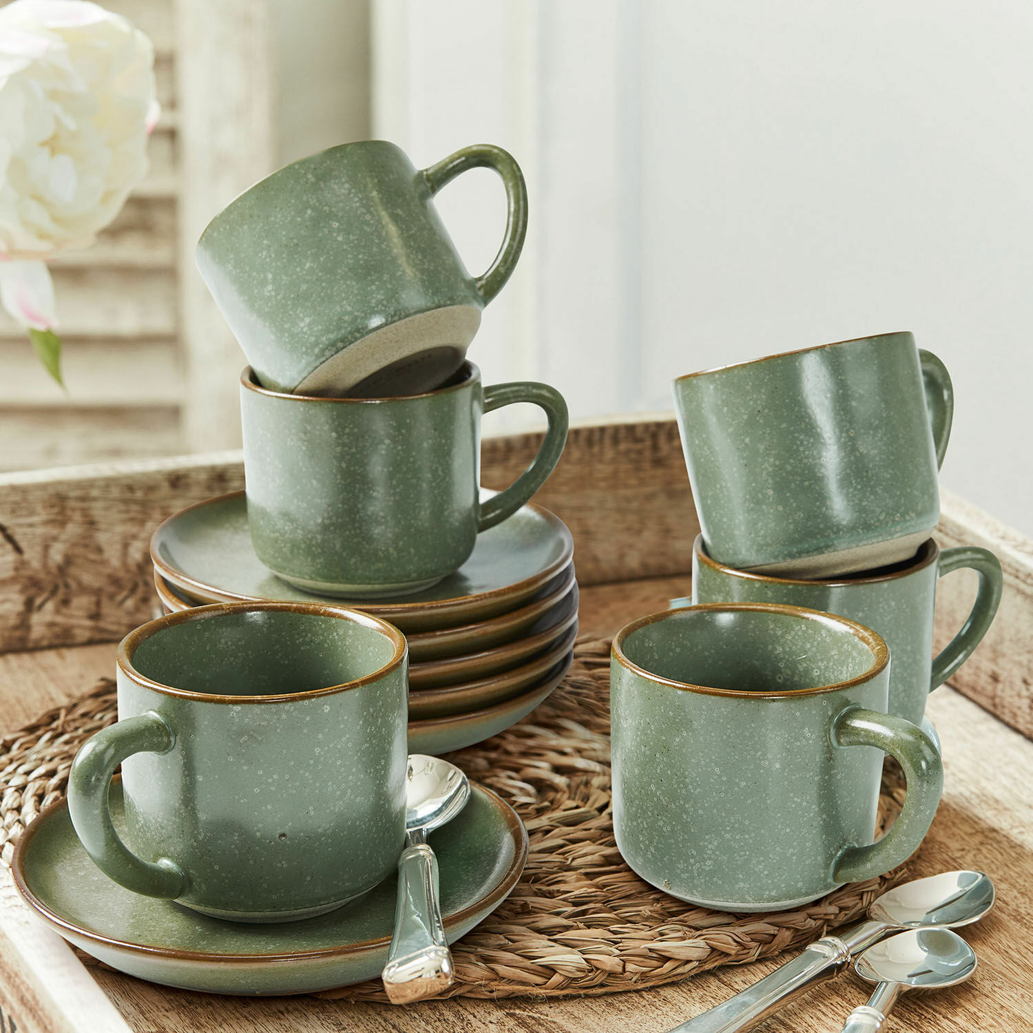 Set di 6 tazze con piattino Biarré Set di 6 tazze con piattino Biarré