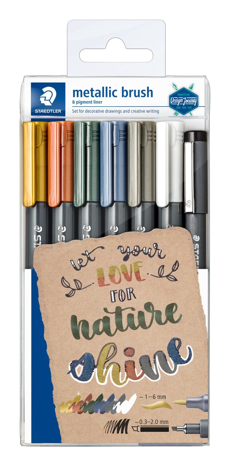 Staedtler Metallic Brush Pack de 7 Rotuladores Punta de Pincel - Tinta Base de Agua - Trazo 1 - 6mm Aprox - Colores Surtidos Staedtler Metallic Brush Pack de 7 Rotuladores Punta de Pincel - Tinta Base de Agua - Trazo 1 - 6mm Aprox - Colores Surtidos