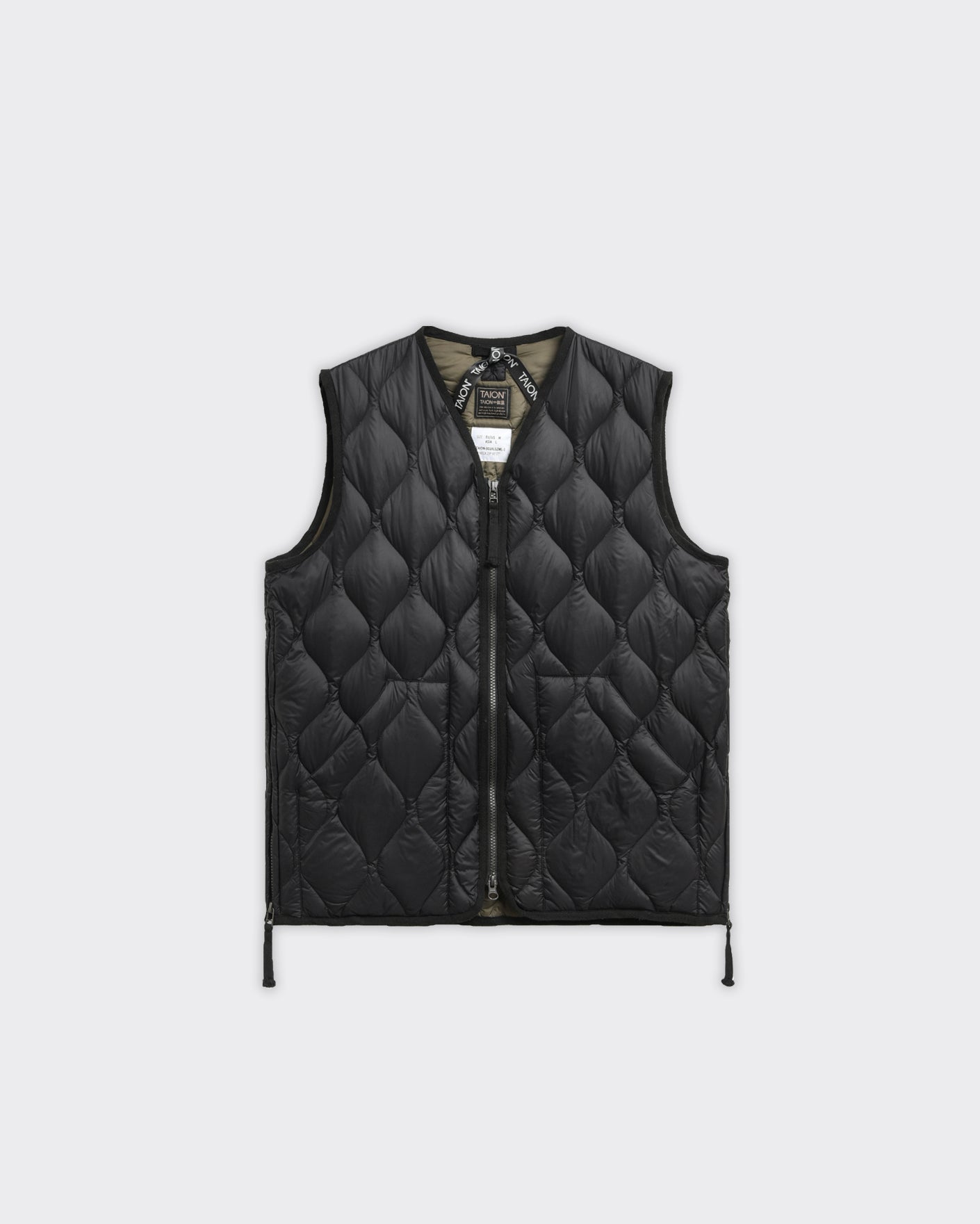 Taion Vest V-Neck Military W-Zip Neck