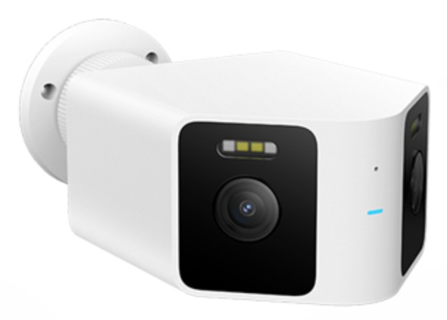 Telecamera da esterno Xiaomi CW100 con doppia fotocamera: doppio obiettivo ultra grandangolare risoluzione 2K 3MP visione notturna a colori rilevamento di persone e veicoli tramite IA Wi-Fi IP66 colore bianco.