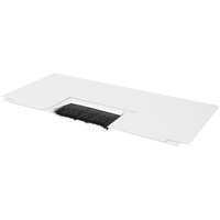 Top or base closing panel for patch brackets, Il vano inferiore