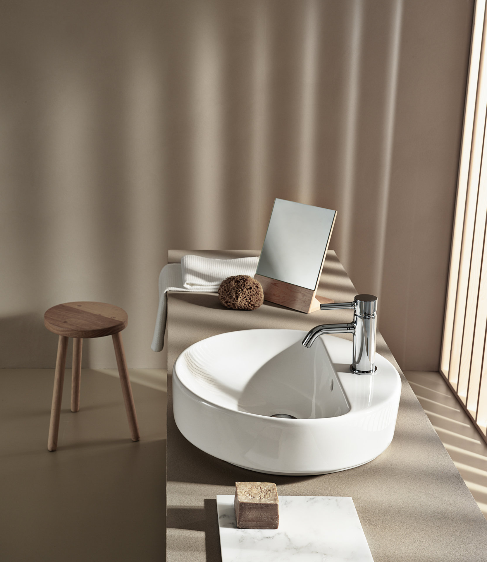 Variform Lavabo À Poser Elliptique, 600x450mm, Avec Trou - Geberit