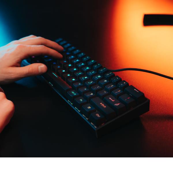 Verbatim 60 Mechanical Rgb Gaming Keyboard 48716